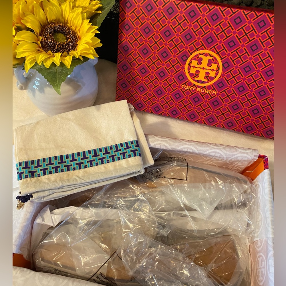 TORY BURCH JESSA SHEARLING LOAFERS - Picture 7 of 8